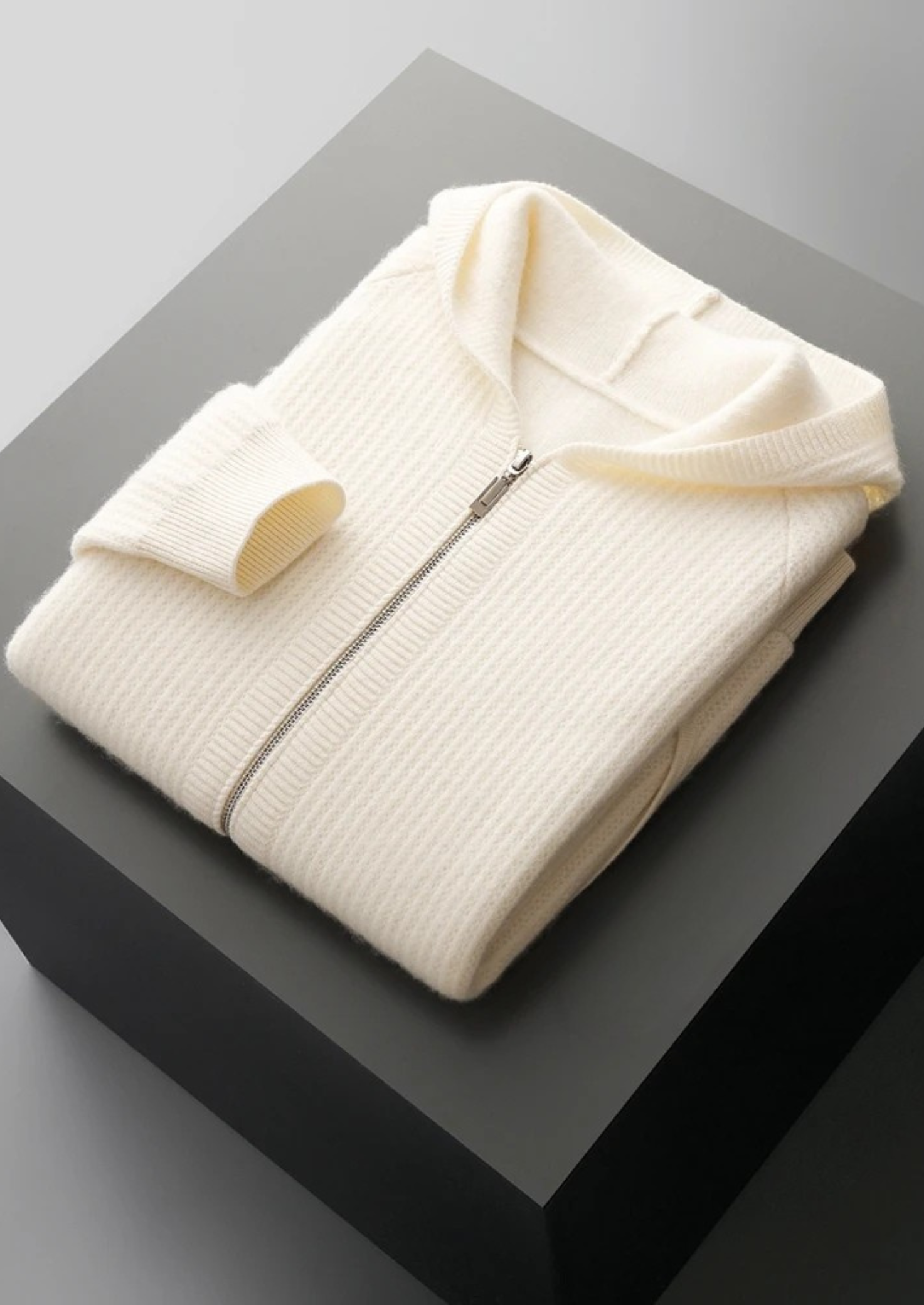 PURE EXTRA-FINE MERINO WOOL RIBBED ZIPPER HOODIE