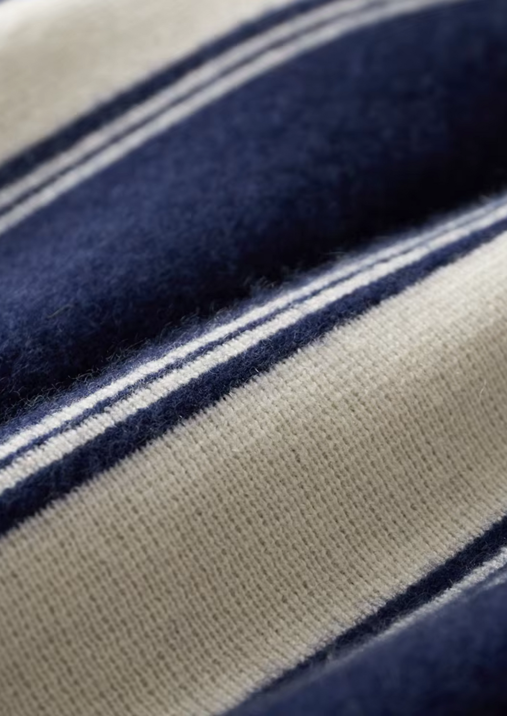 PURE EXTRA-FINE MERINO WOOL NAVY BLUE DAMIEN SET