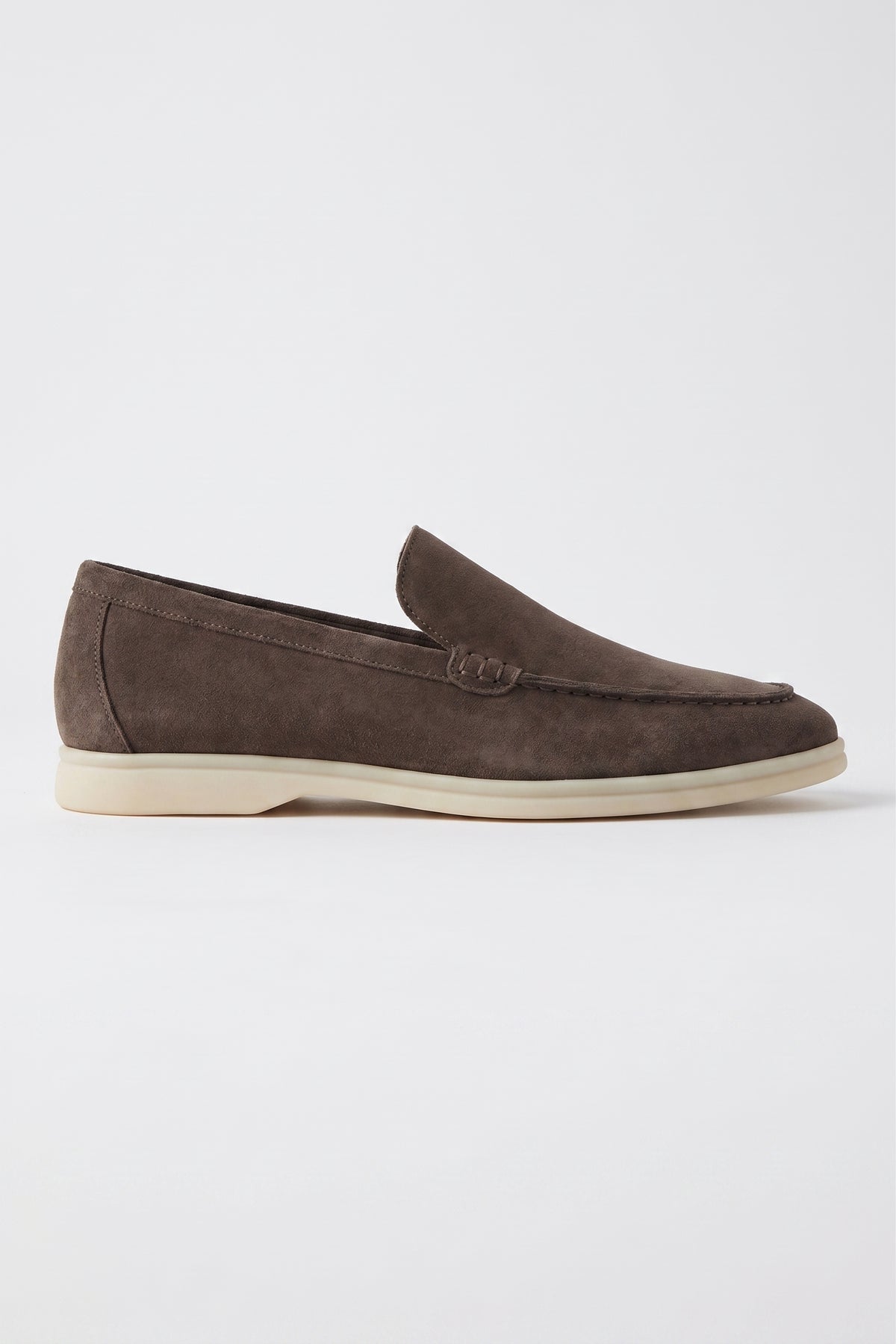 THE CLASSIC SUEDE LOAFER